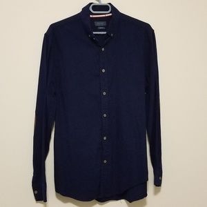 Casual botton down shirts